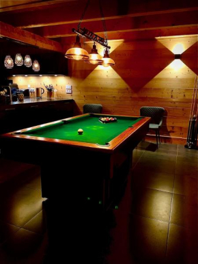 Nouveau Chalet M.META 12 pers sauna,jacuzzi,billard